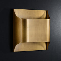 Leclerc Brass Wall Lamp - Franing