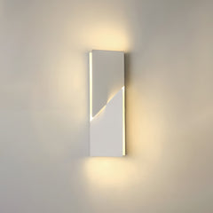 Shadows Grand Sconce - Franing