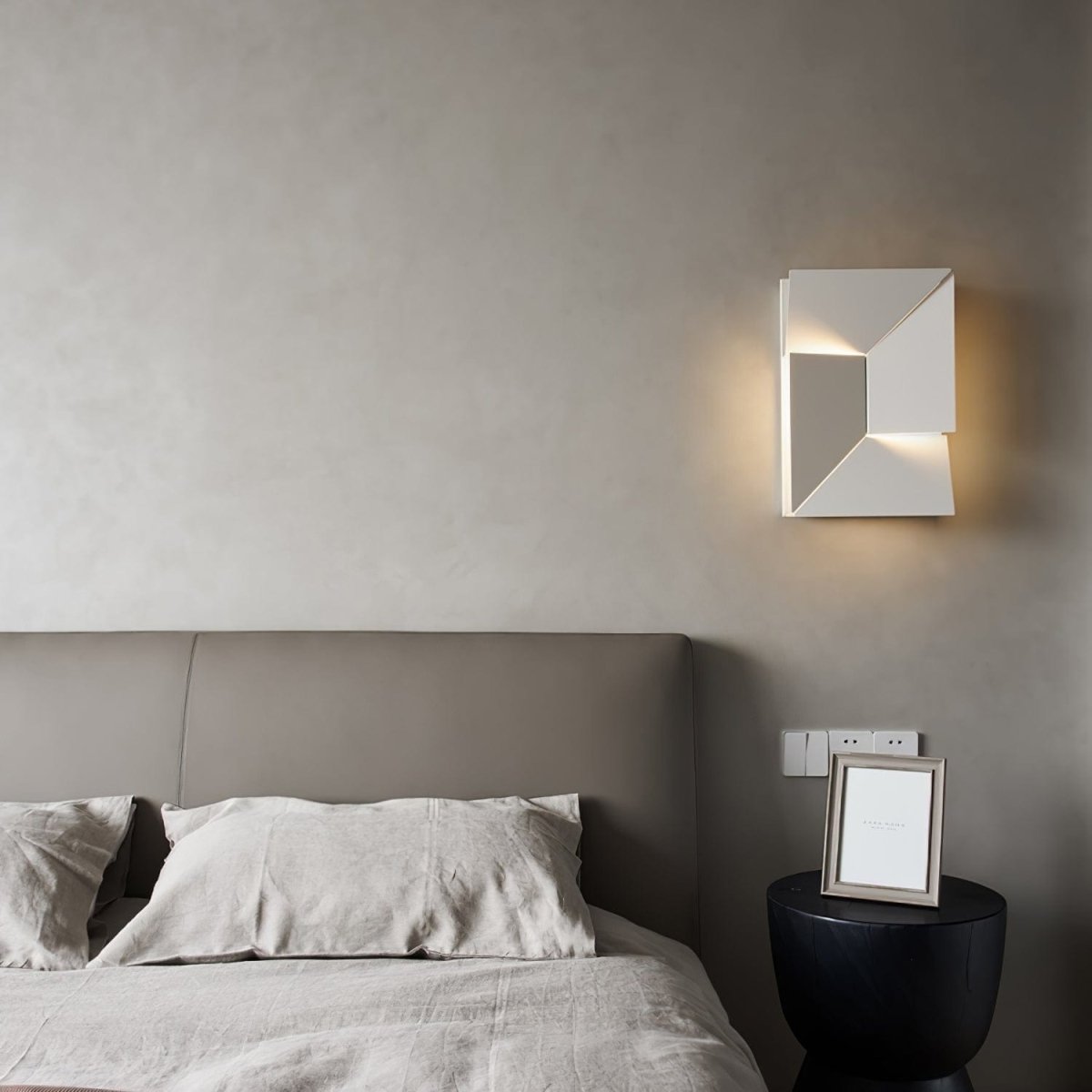 Shadows Grand Sconce by Franing - Metal wall light .shop all .wall